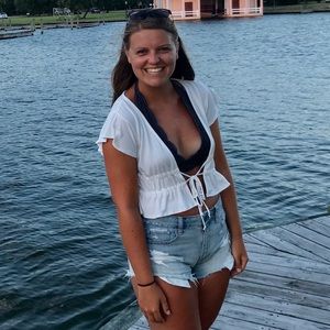 Meet your Posher, Symone